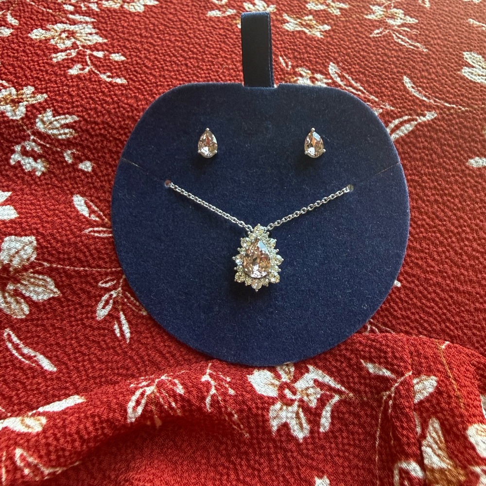 Kohl's Silver and Pink Gemstone Necklace Set